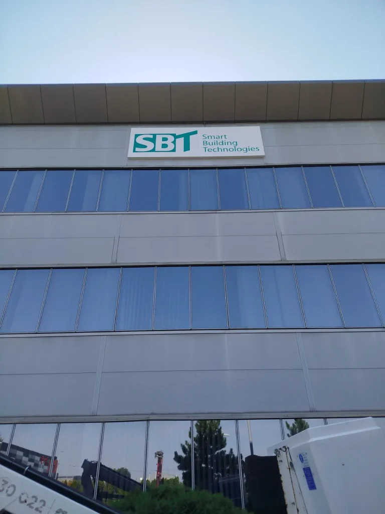sbt svetleća